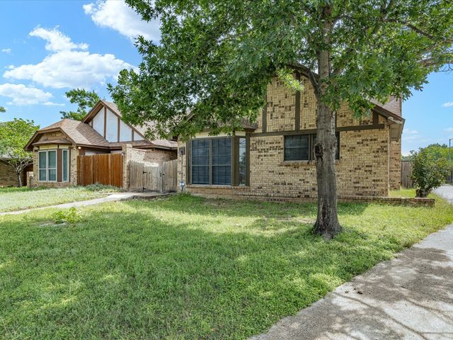 7419 Lemonwood Lane, Fort Worth, TX 76133