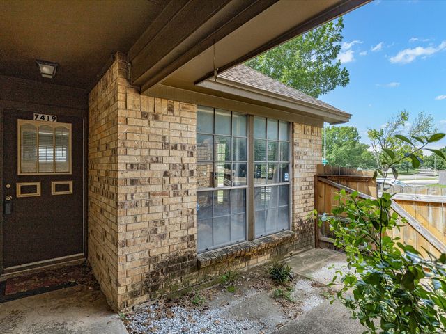 7419 Lemonwood Lane, Fort Worth, TX 76133
