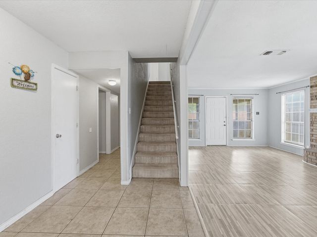 7419 Lemonwood Lane, Fort Worth, TX 76133