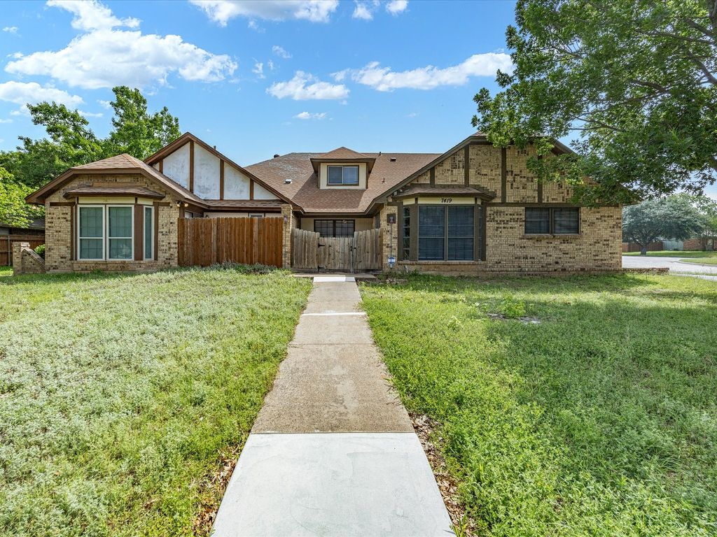 7419 Lemonwood Lane, Fort Worth, TX 76133