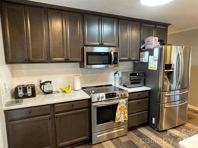 120 General Pemberton Street, Stanley, NC 28164