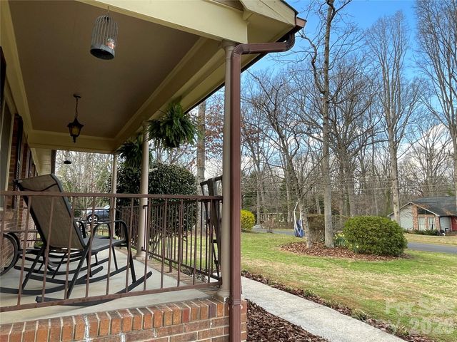 120 General Pemberton Street, Stanley, NC 28164