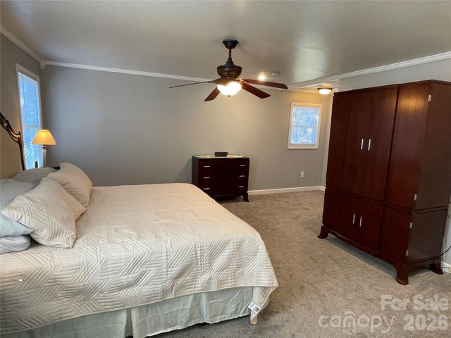 120 General Pemberton Street, Stanley, NC 28164