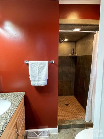 120 General Pemberton Street, Stanley, NC 28164