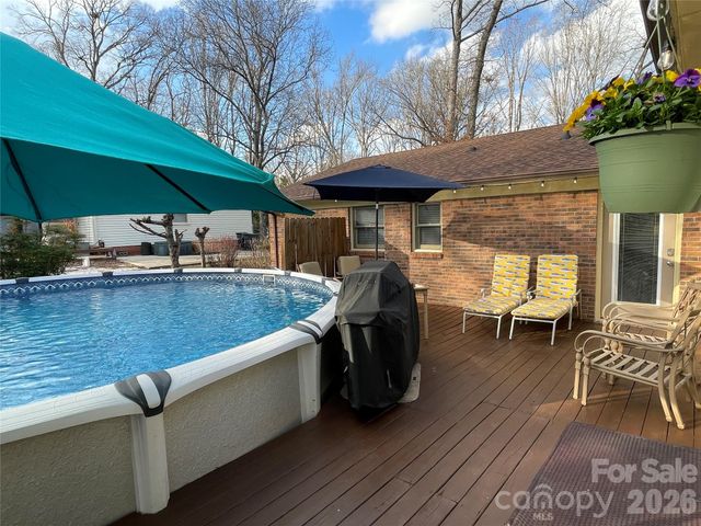 120 General Pemberton Street, Stanley, NC 28164