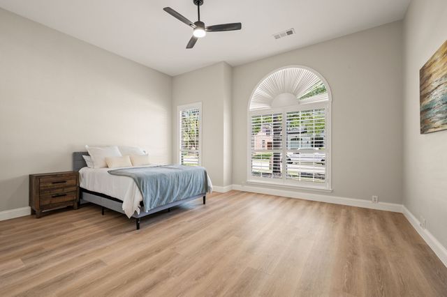 11207 Raveneaux Drive, Frisco, TX 75033