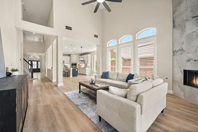 11207 Raveneaux Drive, Frisco, TX 75033
