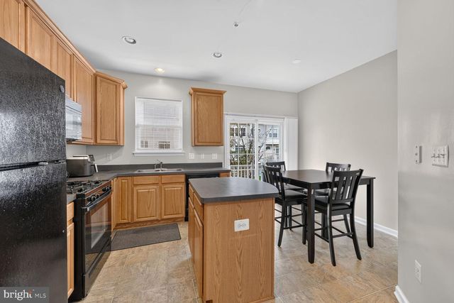 564 GARRETT A MORGAN BLVD, Landover, MD 20785