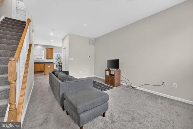 564 GARRETT A MORGAN BLVD, Landover, MD 20785