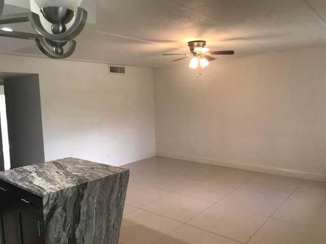 2000 SPRINGDALE Boulevard 210, Palm Springs, FL 33461