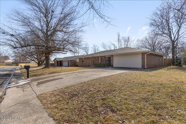 4102 Brant Dr, Springdale, AR 72762