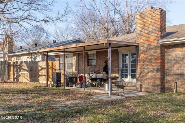 4102 Brant Dr, Springdale, AR 72762