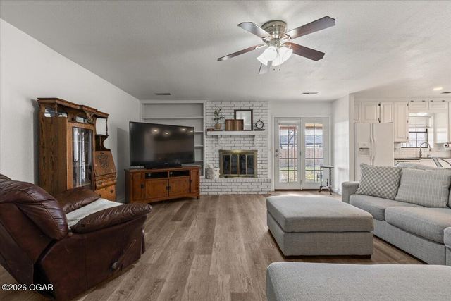 4102 Brant Dr, Springdale, AR 72762