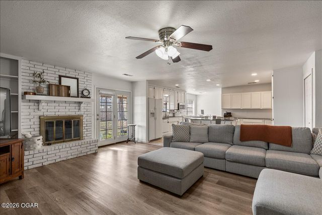 4102 Brant Dr, Springdale, AR 72762