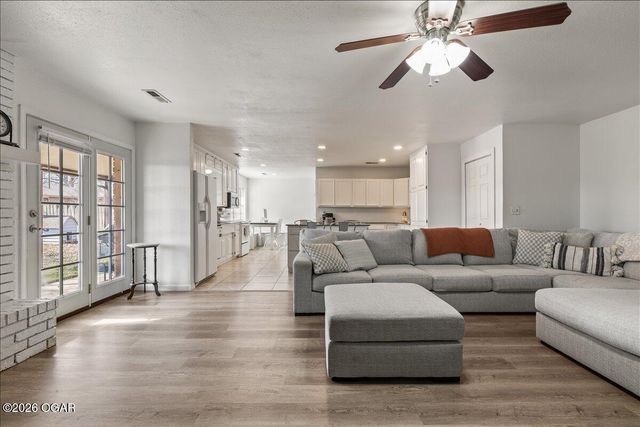 4102 Brant Dr, Springdale, AR 72762