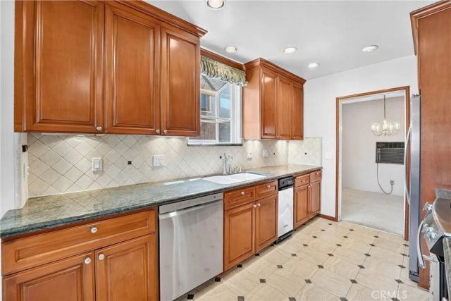 742 Irving, Burbank, CA 91504