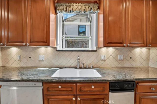 742 Irving, Burbank, CA 91504