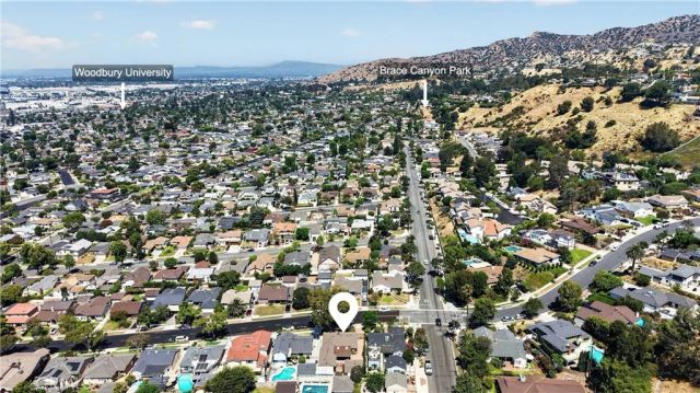 742 Irving, Burbank, CA 91504