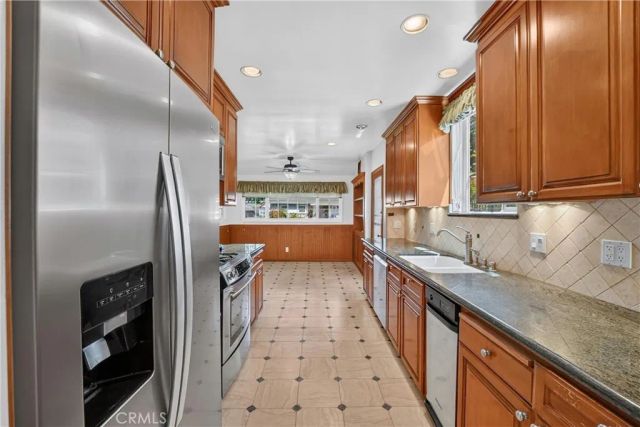 742 Irving, Burbank, CA 91504