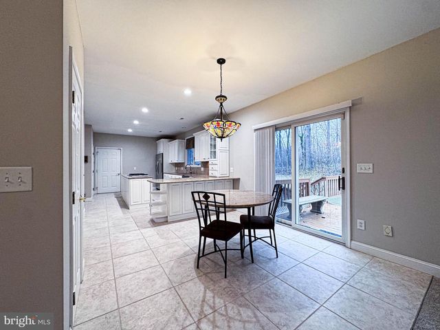 1527 WILD CRANBERRY DR, Crownsville, MD 21032