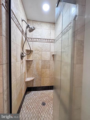 1527 WILD CRANBERRY DR, Crownsville, MD 21032