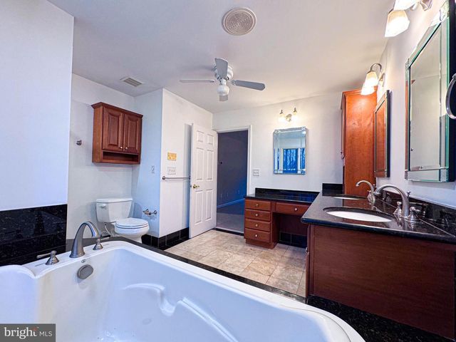 1527 WILD CRANBERRY DR, Crownsville, MD 21032