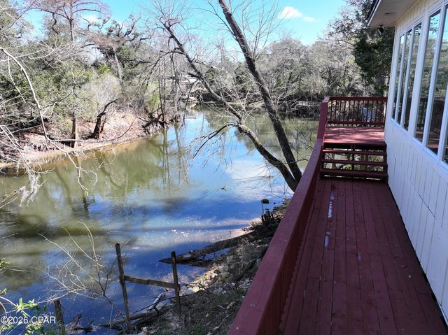 13770 NW Shuman Ferry Road, Altha, FL 32421