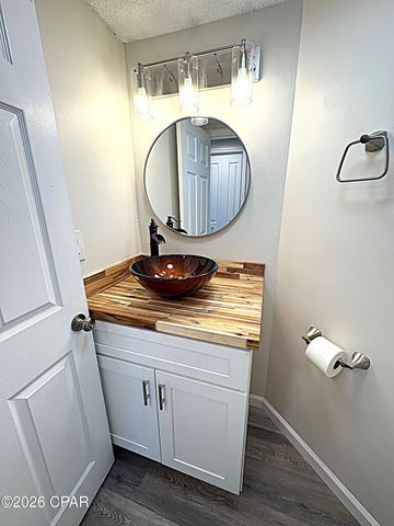 13770 NW Shuman Ferry Road, Altha, FL 32421