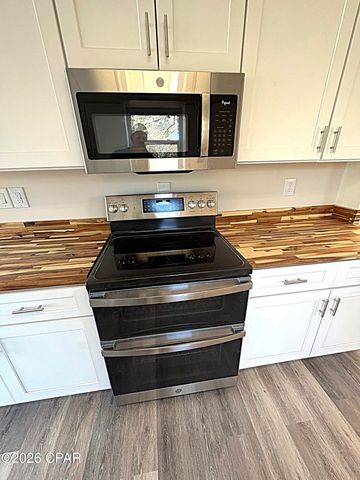 13770 NW Shuman Ferry Road, Altha, FL 32421