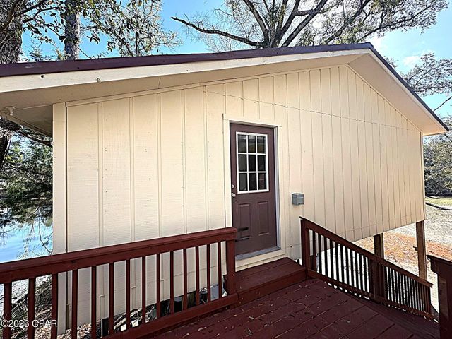 13770 NW Shuman Ferry Road, Altha, FL 32421