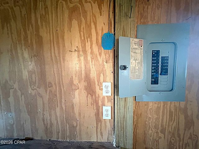 13770 NW Shuman Ferry Road, Altha, FL 32421