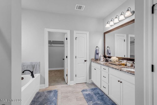 12856 Jackson Lee Drive, Ocean Springs, MS 39564
