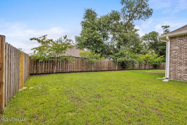 12856 Jackson Lee Drive, Ocean Springs, MS 39564