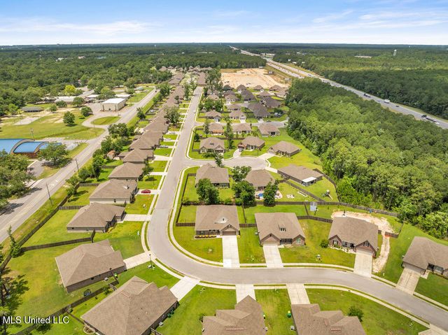 12856 Jackson Lee Drive, Ocean Springs, MS 39564