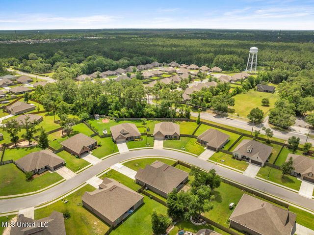 12856 Jackson Lee Drive, Ocean Springs, MS 39564