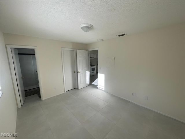 2357-2361 Lafayette ST, Fort Myers, FL 33901