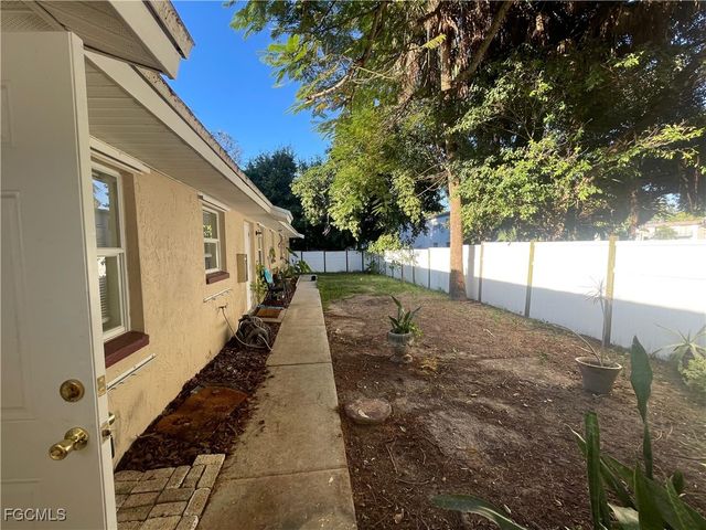 2357-2361 Lafayette ST, Fort Myers, FL 33901