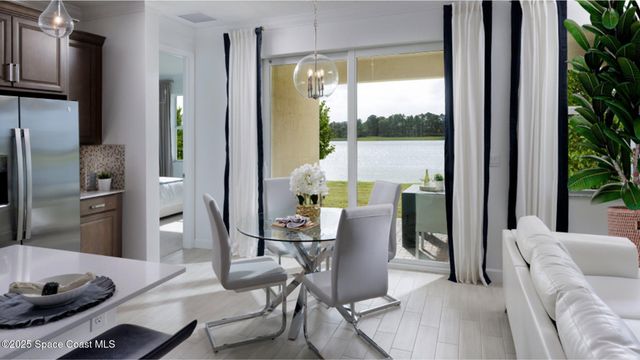 1748 Echelon Point Way NW, Palm Bay, FL 32907