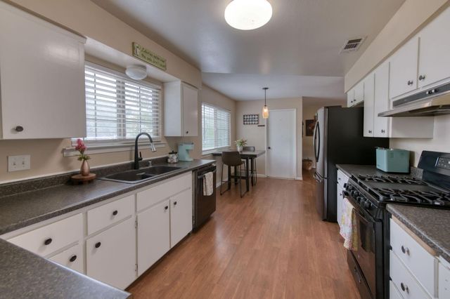 36458 Sparta Ave., Madera, CA 93636
