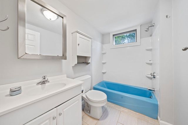 12 Rosemont Rd 1, Weymouth, MA 02191
