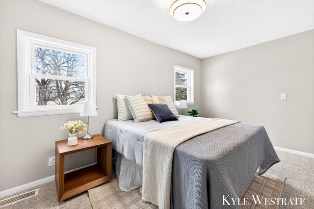 2929 Alden Nash Avenue NE, Lowell, MI 49331