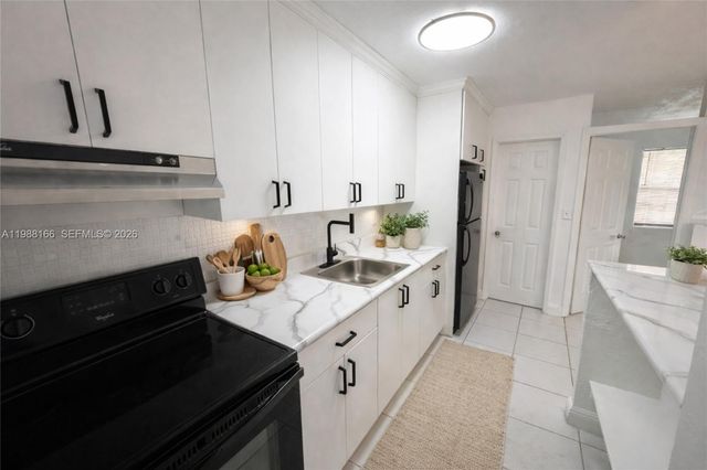 4081 N Dixie Hwy 28, Oakland Park, FL 33334