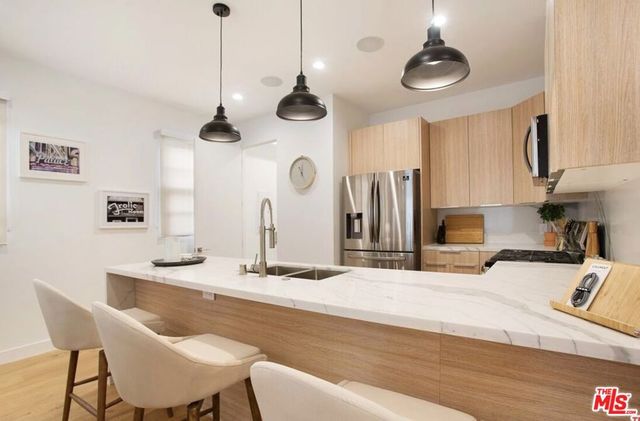 337 N Spaulding Avenue, Los Angeles, CA 90036