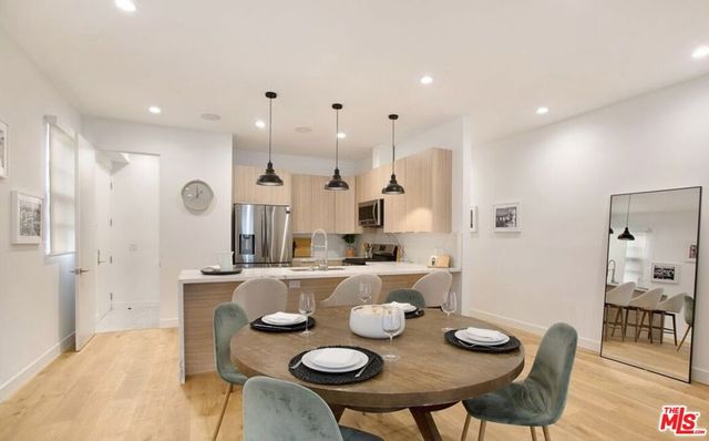 337 N Spaulding Avenue, Los Angeles, CA 90036