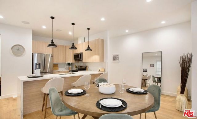 337 N Spaulding Avenue, Los Angeles, CA 90036