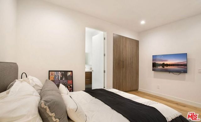 337 N Spaulding Avenue, Los Angeles, CA 90036