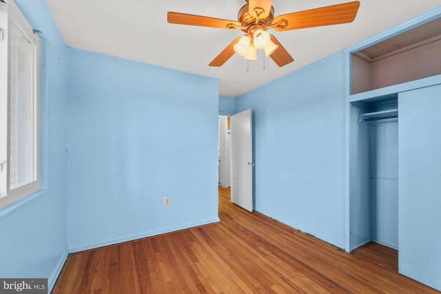 5607 IONA WAY, Alexandria, VA 22312