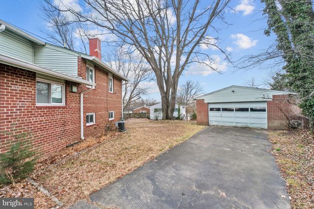 5607 IONA WAY, Alexandria, VA 22312