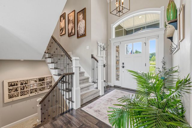 56472 Sylvan Meadows Lane, Bristol, IN 46507