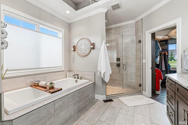 56472 Sylvan Meadows Lane, Bristol, IN 46507